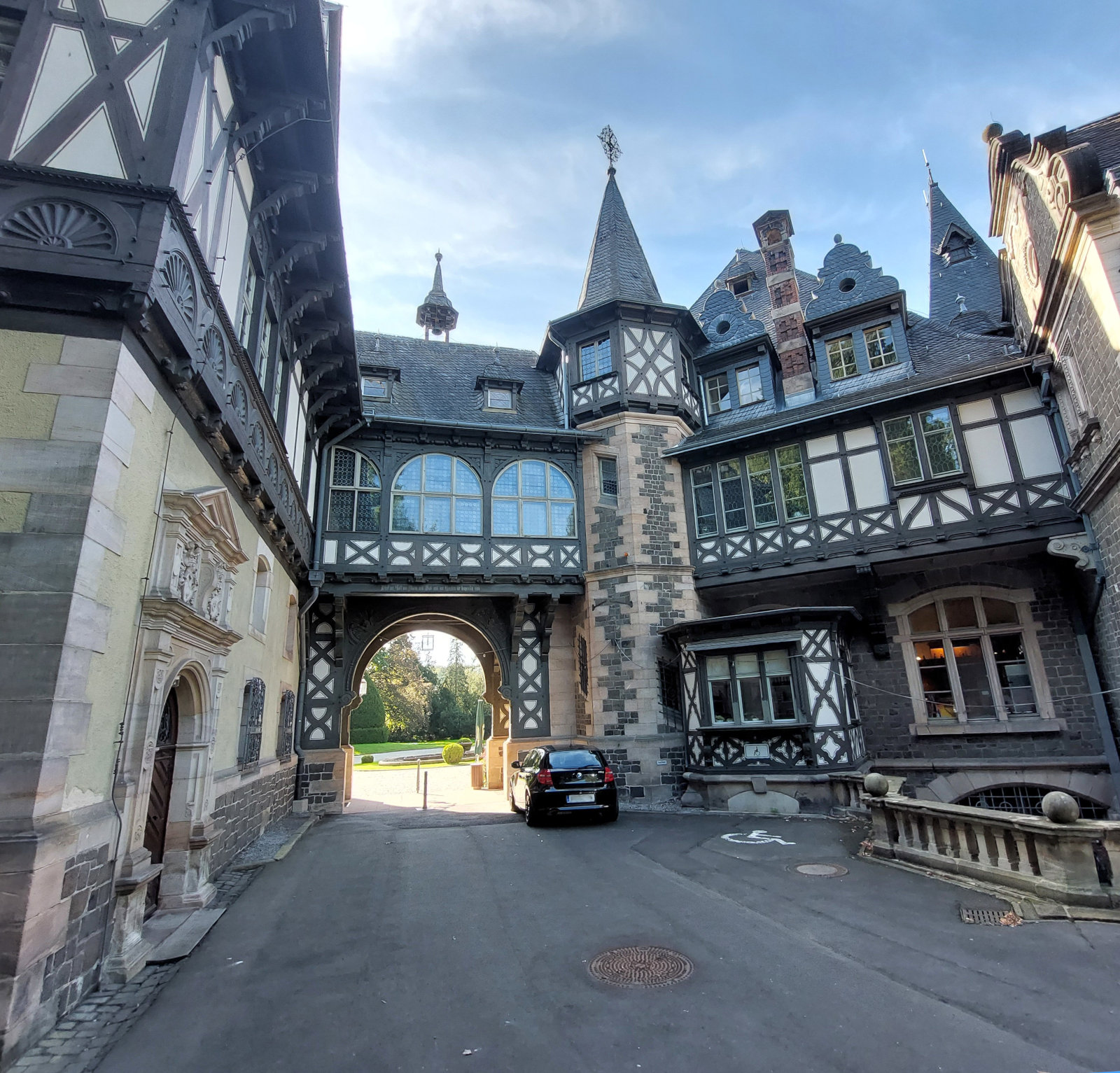 FotoMultiWide1-Rauischholzhausen2