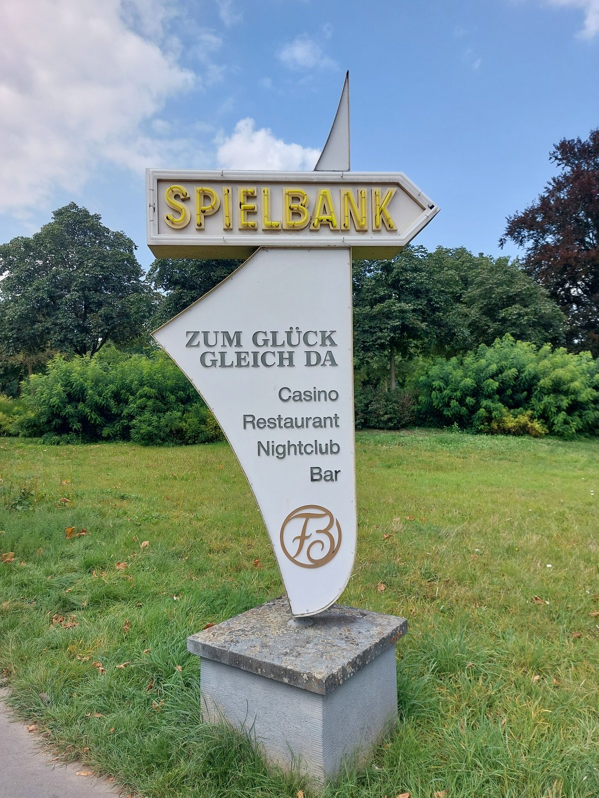 FotoMultiWide1-Bad-Homburg10