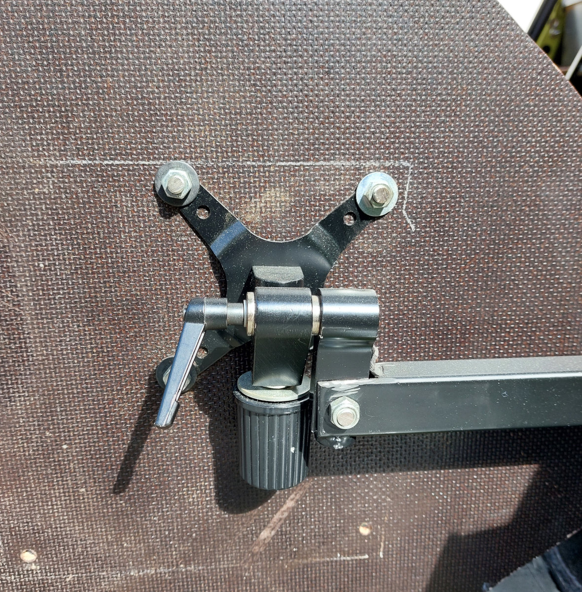 FotoMultiWide1-Klapptisch-Mechanik2