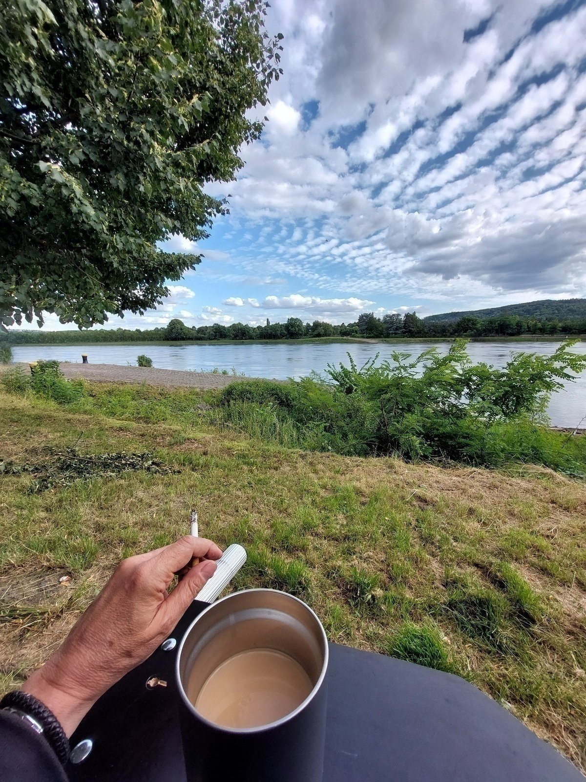 FotoMultiWide1-NV200-Coffee